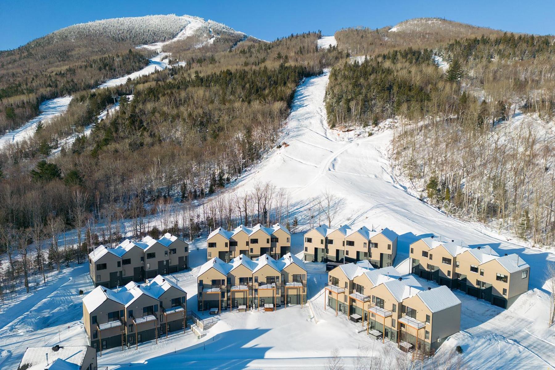 Chalet Grande-pointe Au Massif De Charlevoix -velos - Rando -ski-in Ski-out Petite-Riviere-Saint-Francois